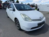 Gebraucht Toyota Prius Basis 77 PS (56 kW) 2005 Weiß Kleinwagen
