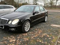 Gebraucht Mercedes E280 231 PS (169 kW) 2007 Schwarz Limousine