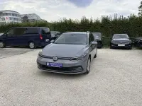 Gebraucht VW Golf VIII Life 150 PS (110 kW) 2021 Mondsteingrau Kombi