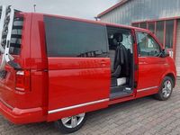 Gebraucht VW Multivan 199 PS (146 kW) 2018 Rot Van / Kleinbus