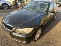 Gebraucht BMW 318 129 PS (94 kW) 2006 Schwarz Limousine