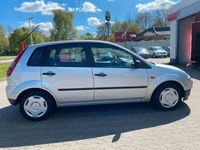 Gebraucht Ford Fiesta 60 PS (44 kW) 2004 Silber Kleinwagen