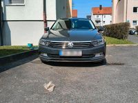 Gebraucht VW Passat 125 PS (91 kW) 2018 Grau Kombi