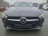 Gebraucht Mercedes CLA180 Shooting Brake 116 PS (85 kW) 2020 Schwarz Kombi
