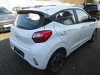 Neu Hyundai i10 Trend 63 PS (46 kW) 2025 Weiss Kleinwagen