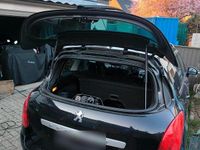 Gebraucht Peugeot 308 SW 109 PS (80 kW) 2010 Schwarz Kombi