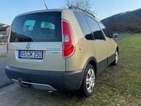 Gebraucht Skoda Roomster 105 PS (77 kW) 2010 Beige Van / Kleinbus