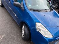 gebraucht Renault Clio 2010, 75ps