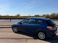 Gebraucht Opel Astra 90 PS (66 kW) 2004 Blau Limousine