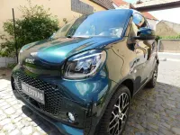 Gebraucht Smart ForTwo Coupé Prime 60 kW (82 PS) 2022 Grün Kleinwagen