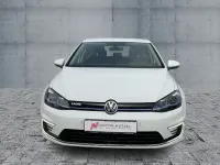 Gebraucht VW Golf VII 100 kW (136 PS) 2020 Pure white Limousine