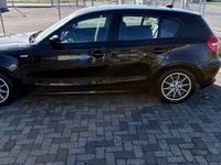 Gebraucht BMW 116 122 PS (89 kW) 2007 Schwarz Kleinwagen