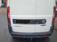 Gebraucht Fiat Doblò 80 PS (58 kW) 2018 Weiß Van / Kleinbus