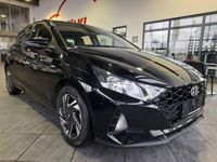 Gebraucht Hyundai i20 101 PS (74 kW) 2023 Schwarz Limousine