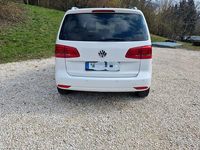 Gebraucht VW Touran Highline 140 PS (102 kW) 2013 Weiß Van / Kleinbus