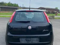 Gebraucht Fiat Grande Punto 75 PS (55 kW) 2011 Schwarz Kleinwagen