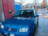 Gebraucht VW Bora Highline 150 PS (110 kW) 2000 Blau Limousine