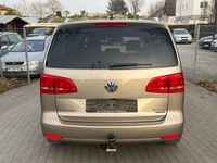 Gebraucht VW Touran Life 140 PS (102 kW) 2013 Beige Van / Kleinbus
