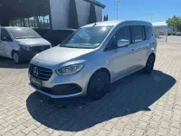 Gebraucht Mercedes T180 Style 116 PS (85 kW) 2024 Helvinsilber metallic Van / Kleinbus