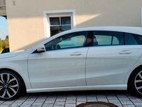 Gebraucht Mercedes CLA180 122 PS (89 kW) 2015 Schwarz Limousine