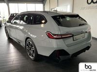 Gebraucht BMW 520 M Sport 197 PS (144 kW) 2025 Brooklyn grau met. Kombi