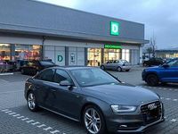 Gebraucht Audi A4 S-Line 150 PS (110 kW) 2015 Grau Limousine