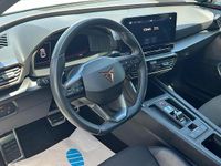 Używany Cupra Leon 245 KM (180 kW) 2022 Biały Sedan/Limuzyna