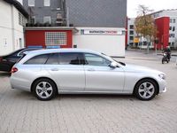 Gebraucht Mercedes E220 194 PS (142 kW) 2018 Silber Kombi