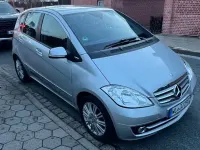 Gebraucht Mercedes A160 Elegance 95 PS (69 kW) 2010 Silber Van / Kleinbus