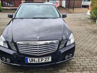 Gebraucht Mercedes E200 Elegance 184 PS (135 kW) 2009 Schwarz Limousine