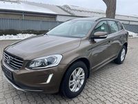 Gebraucht Volvo XC60 Momentum 150 PS (110 kW) 2017 SUV