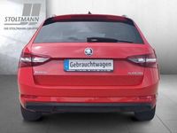 Gebraucht Skoda Superb Style 150 PS (110 kW) 2016 Corridarot uni Kombi
