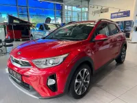 Gebraucht Kia Stonic Spirit 120 PS (88 kW) 2017 Signalrot met. SUV