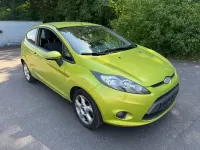 Gebraucht Ford Fiesta Trend 97 PS (71 kW) 2009 Grün Kleinwagen