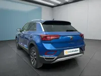Gebraucht VW T-Roc 150 PS (110 kW) 2023 Blau SUV