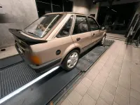 Używany Ford Escort RS 69 KM (50 kW) 1984 Złoty Sedan/Limuzyna