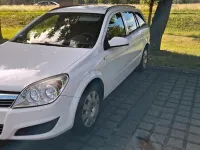 Gebraucht Opel Astra 90 PS (66 kW) 2008 Weiß Kombi