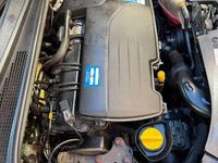 Gebraucht Renault Clio II 101 PS (74 kW) 2009 Schwarz Kleinwagen