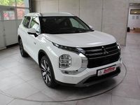 Neu Mitsubishi Outlander P-HEV Select 306 PS (225 kW) 2026 Weiß SUV