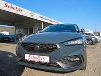 Neu Seat Leon FR 150 PS (110 kW) 2026 Blau Limousine