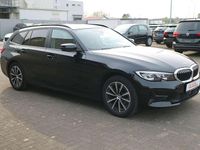 Gebraucht BMW 318 Advantage 156 PS (114 kW) 2022 Schwarz Kombi