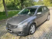 Używany Kia Ceed 2012 Szary Hatchback