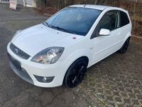 Gebraucht Ford Fiesta Ambiente 69 PS (50 kW) 2008 Weiß Limousine