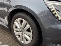 Gebraucht Renault Mégane IV Zen 140 PS (102 kW) 2020 Grau Limousine