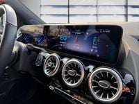 Gebraucht Mercedes EQA250 139 kW (190 PS) 2024 Weiß SUV