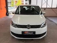 Gebraucht VW Touran Trendline 105 PS (77 kW) 2014 Weiß Van / Kleinbus