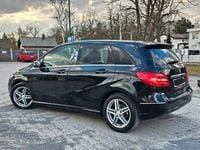 Gebraucht Mercedes B200 136 PS (100 kW) 2012 Schwarz Van / Kleinbus