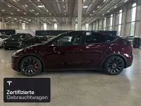Gebraucht Tesla Model Y Performance 392 kW (533 PS) 2023 Midnight cherry red SUV