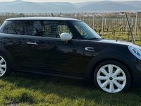 Gebraucht Mini Cooper 136 PS (100 kW) 2017 Schwarz Kleinwagen