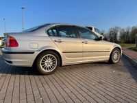 Gebraucht BMW 320 150 PS (110 kW) 1999 Silber Limousine